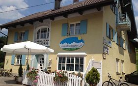 Dreimaederlhaus Rieden
